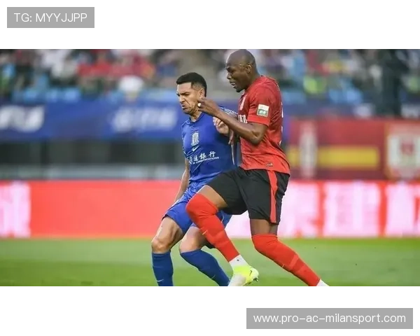 上海申花拉唐中场直塞撕裂防线，打造速度与智慧的完美融合